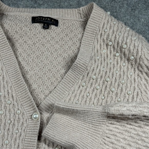 Joseph‎ A. Womens Sweater Womens L Pink Pearls Buttons Cardigan Soft Knit - Picture 9 of 10